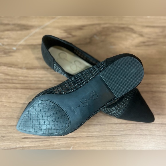 JESSICA SIMPSON BLACK SLEEK SEXY CHIVESY FLAT SIZE 8M - Picture 5 of 7
